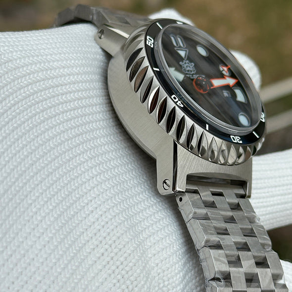 Steeldive SD1982 Big Size 46.5MM 25000M Diver Watch - with Calendar