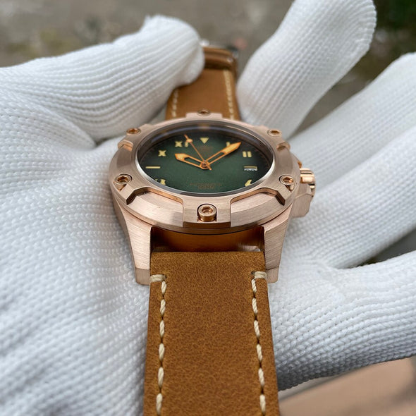 Steeldive SD1943S Solid Bronze Screws Design Watch